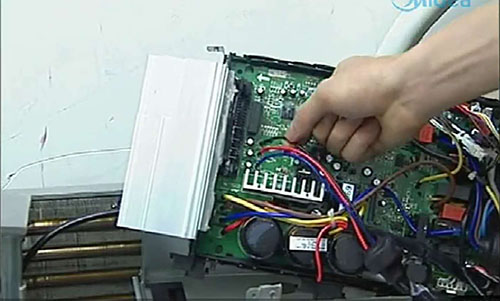 枞阳美的空调电话是多少